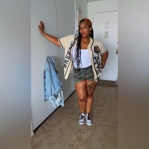 Meet your Posher, Mila